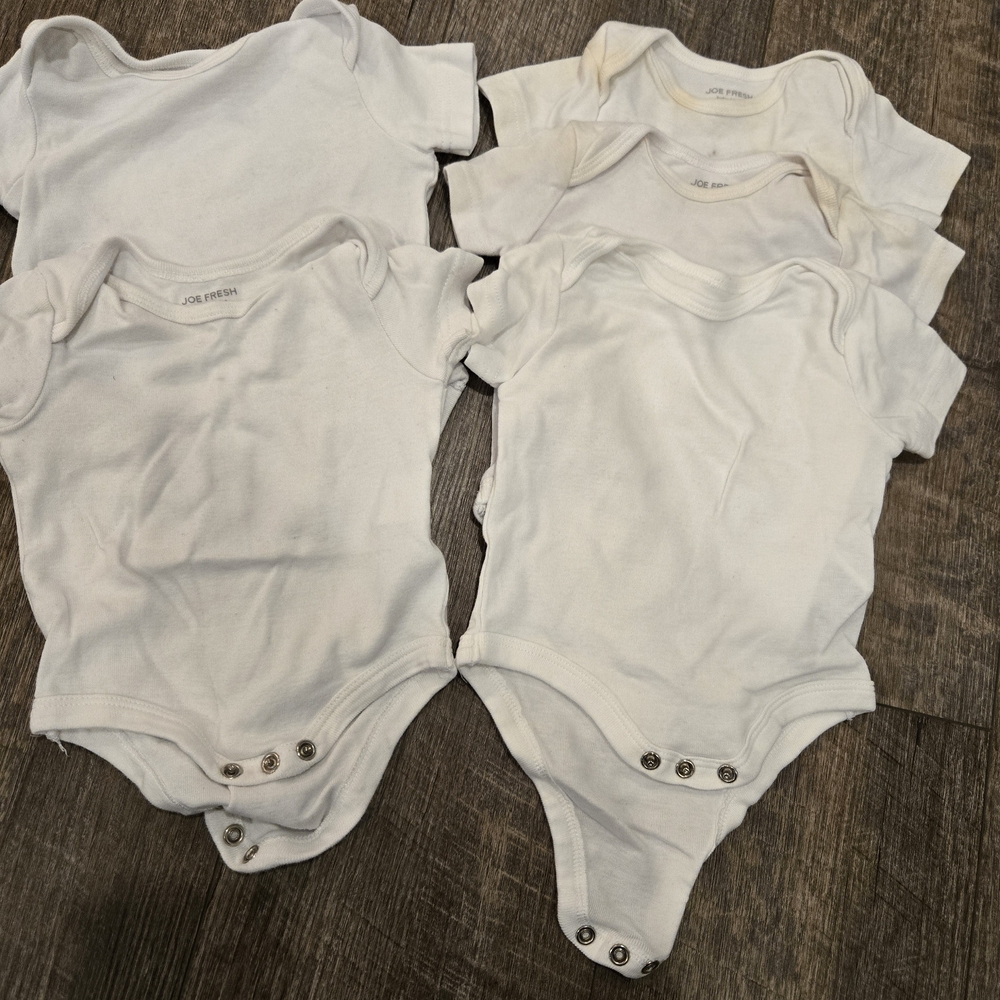 Joe Fresh Classic White Bodysuits - Set of 5